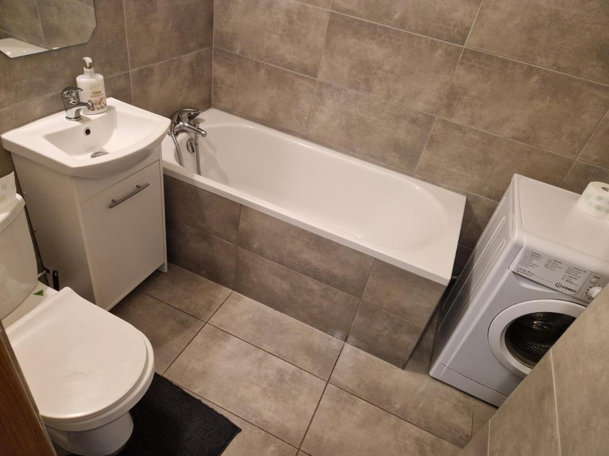 Apartament W2, Mieszkanie Dla Wszystkich Конин Екстериор снимка